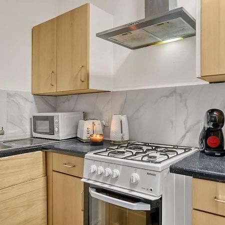 Cosy 2-Bedroom Flat Paddington Londen Buitenkant foto